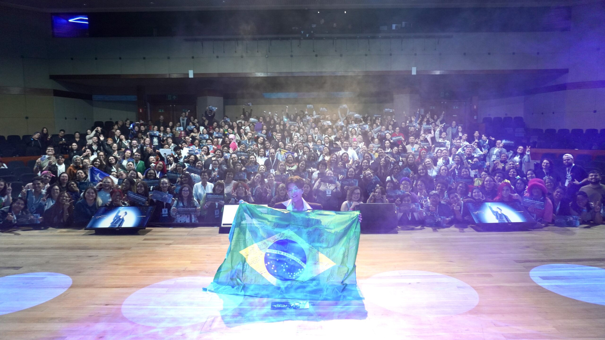 Boy Sompob no Brasil: Um Show de Emoção, Carisma e Música no Final de Semana BL!